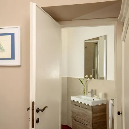 Guest house Avignonesi - Ca Domus Collection