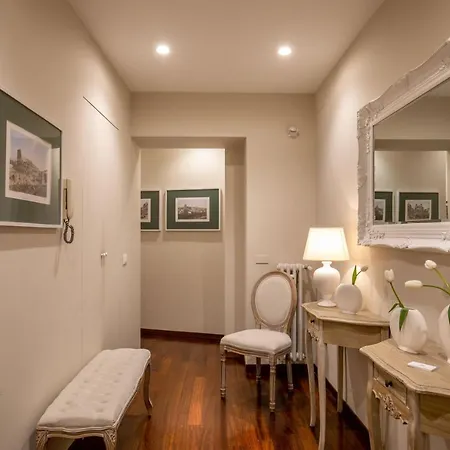 Avignonesi - Ca Domus Collection Guest house
